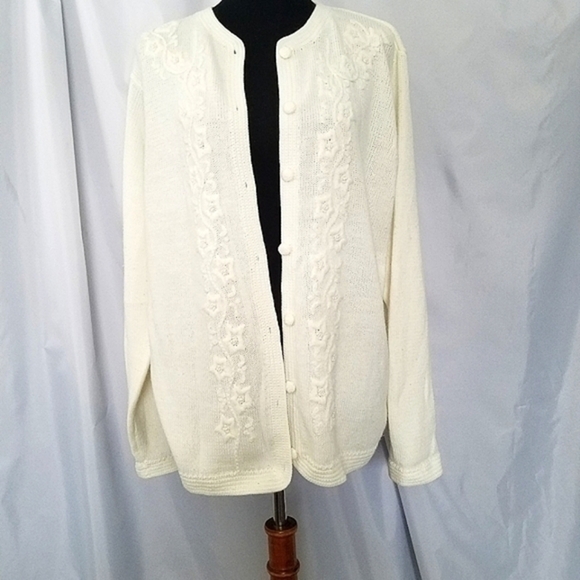 Vintage Carriage Court‎ White Embroidered Cardigan - Picture 1 of 8